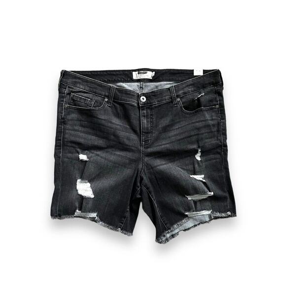 Torrid Plus Size Black Distressed Bermuda Denim Shorts Size 22 - Picture 1 of 5
